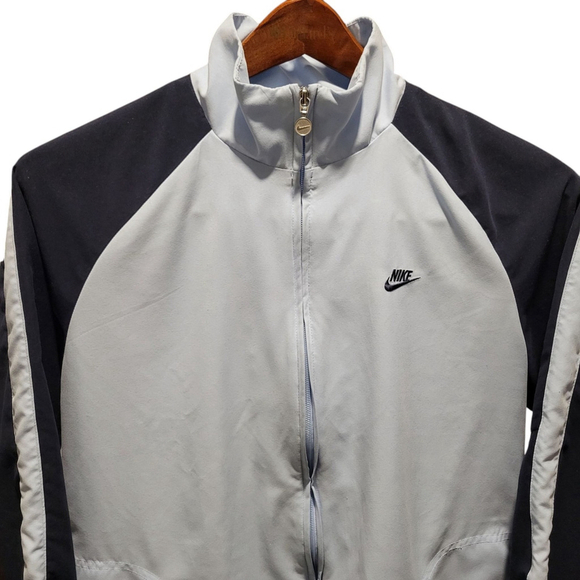 Nike Women's Dri-fit Running Jacket Size Large Excellent Condition - Picture 5 of 8